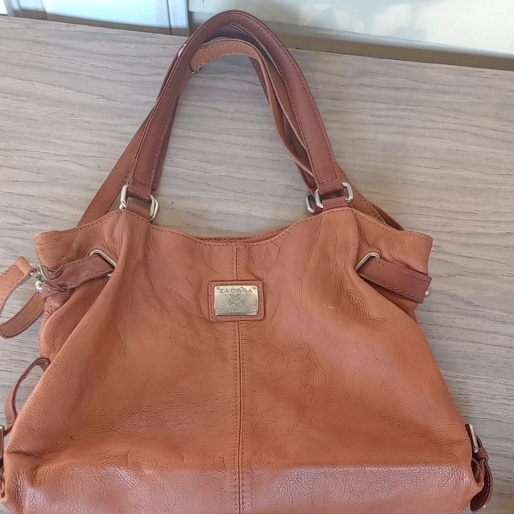 Zagara Elegant Tan Leather Shoulder And Cross Body Bag‎ - Picture 15 of 15